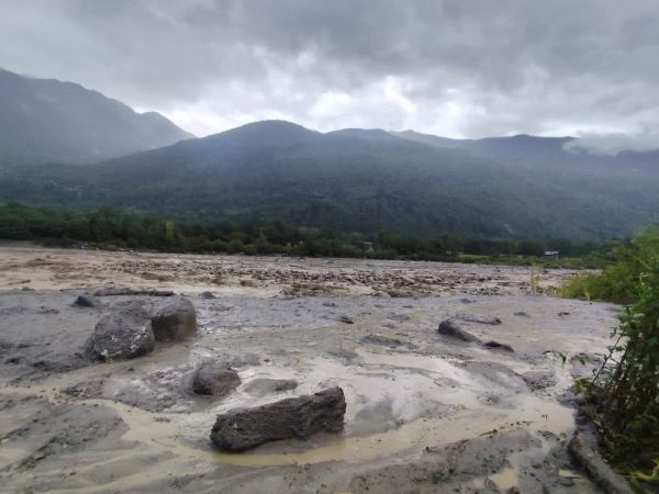 VALLE CAMONICA - La statale 42 del Tonale tra Malonno e Sonico resta chiusa