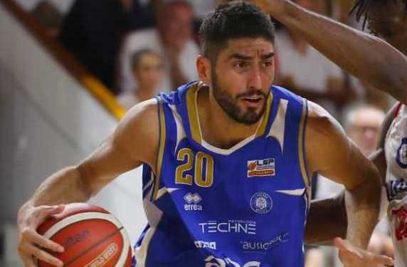 SPORT - Basket: A2A Leonessa Brescia passa con autorità sul campo di Vicenza