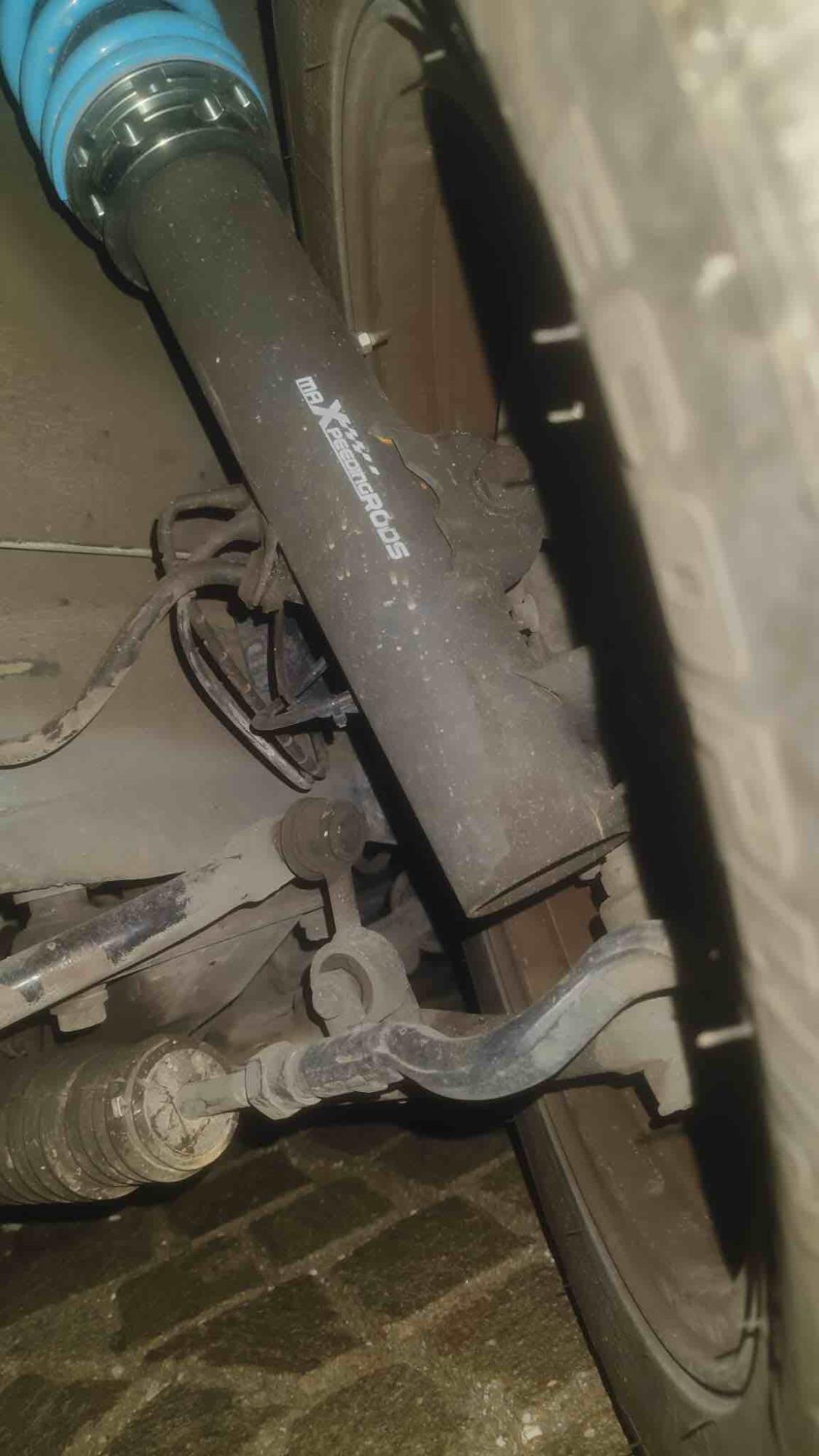TRENTINO - Meano, fermati un'auto truccata e un motorino