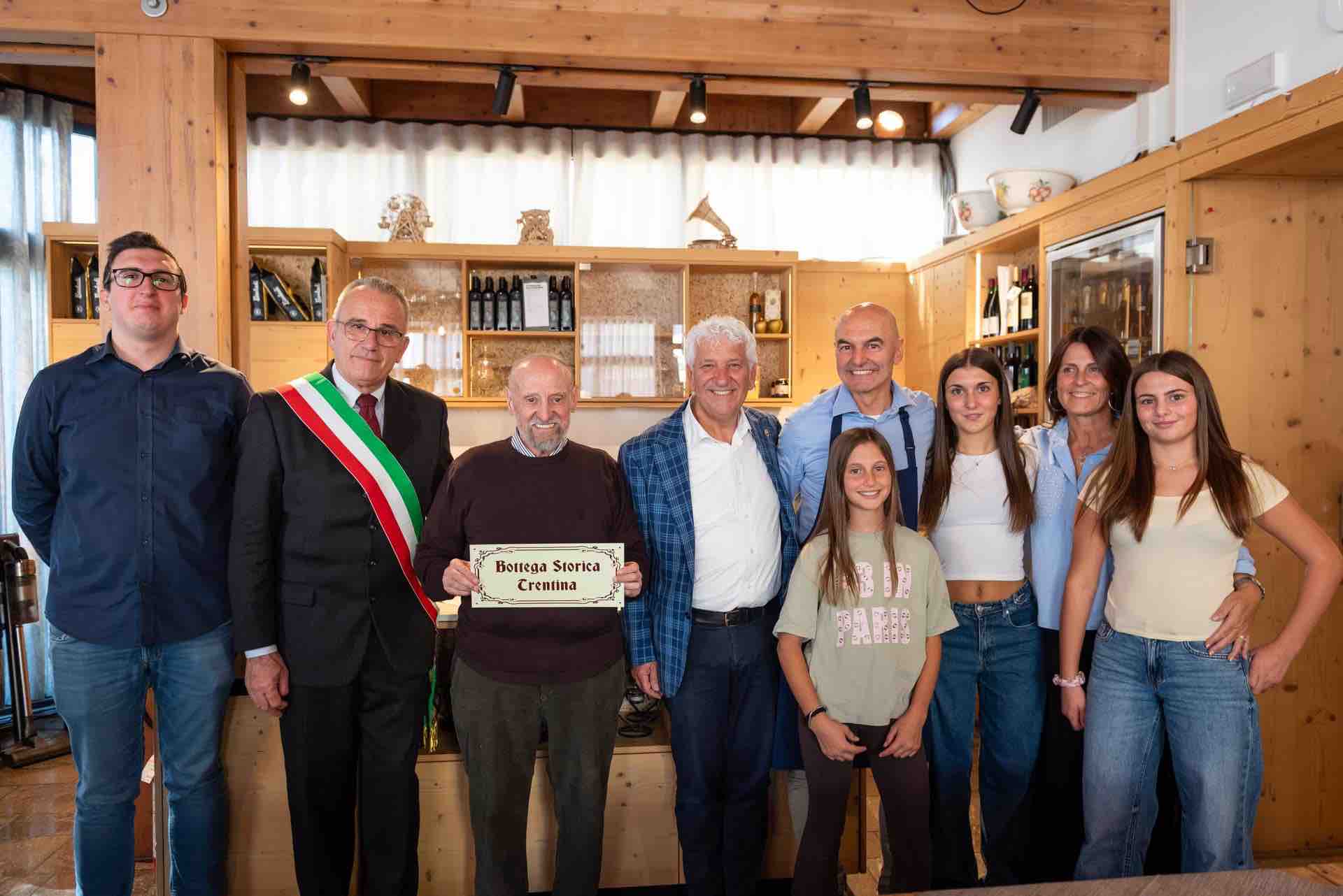 GARDA - Ronzo-Chienis, l’Hotel Martinelli è Bottega Storica del Trentino