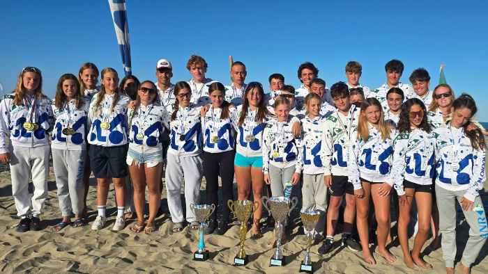 SPORT - Gli Amici Nuoto Riva hanno conquistato 42 medaglie