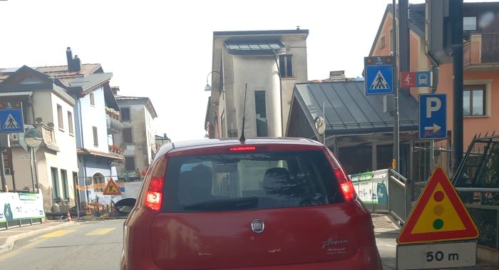 VALLE CAMONICA - Metanizzazione, lavori nel centro storico di Vezza d'Oglio