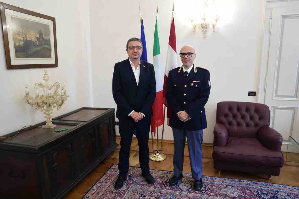 ATTUALITÀ - Il benvenuto di Fugatti al Vice Questore Aggiunto Raffaele Federici