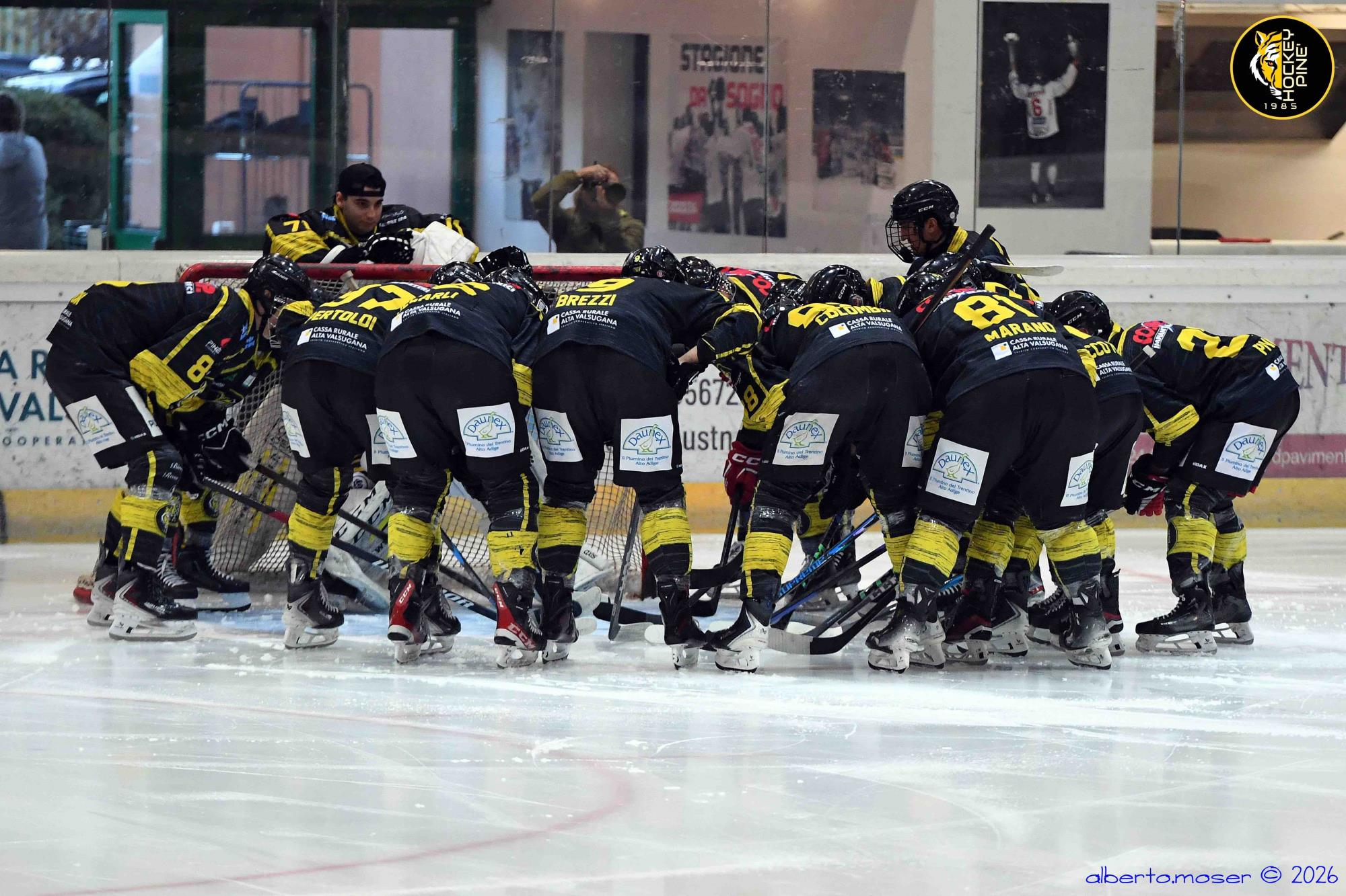 SPORT - L'Hockey Piné dà spettacolo nel derby e vince 7-4