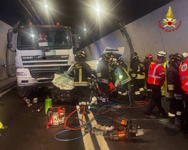 GARDA - Scontro tra auto e mezzo pesante, ferito gravemente 60enne