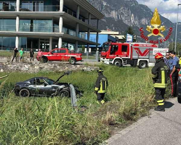VALLE CAMONICA - Incidente stradale a Gianico, soccorso 31enne