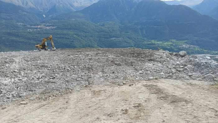 VALLE CAMONICA - Ono San Pietro: in conclusione la rimozione del materiale detritico sul Blè