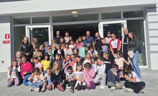 ATTUALITÀ - Aprica: inaugurata la nuova mensa scolastica