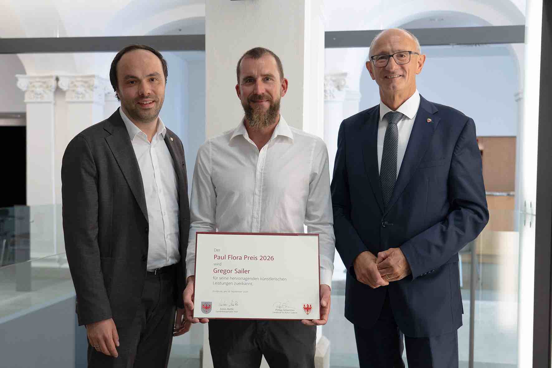 ALTO ADIGE - Il fotografo Gregor Sailer si aggiudica il Premio Paul Flora 2026