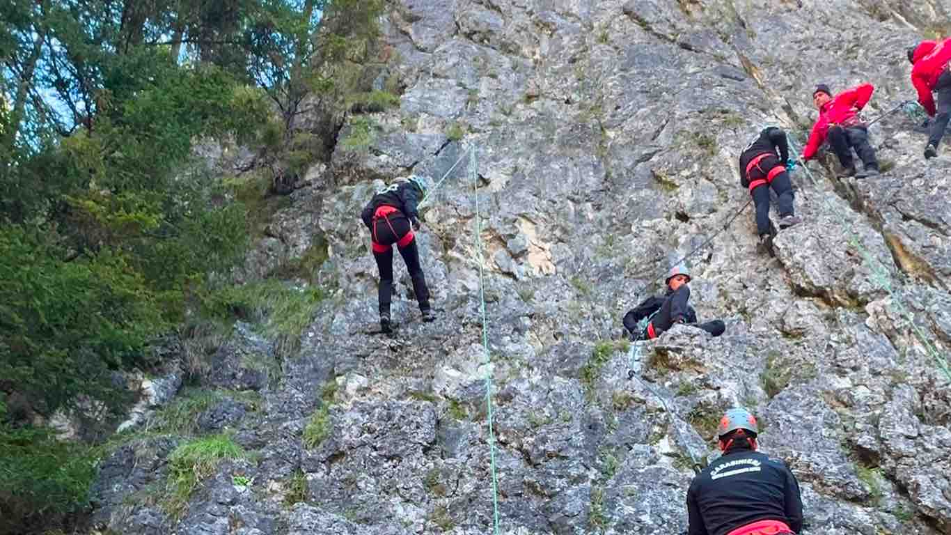 ALTO ADIGE - Corso alpinistico informativo per ufficiali dell’Arma dei Carabinieri