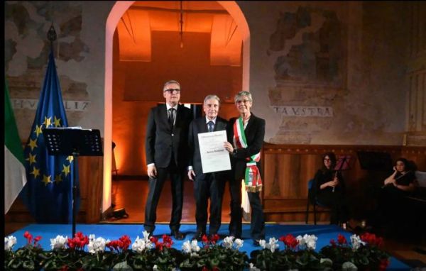 EVENTO - "Dedico questa onorificenza ai miei cari e alla Valle Camonica"