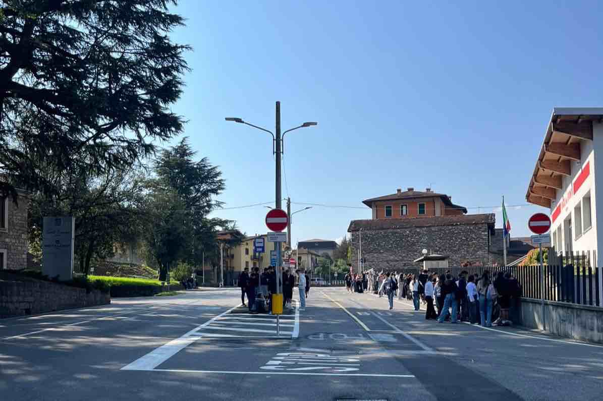 VALLE CAMONICA - Breno, transito dei pullman e soluzioni possibili: il punto del sindaco
