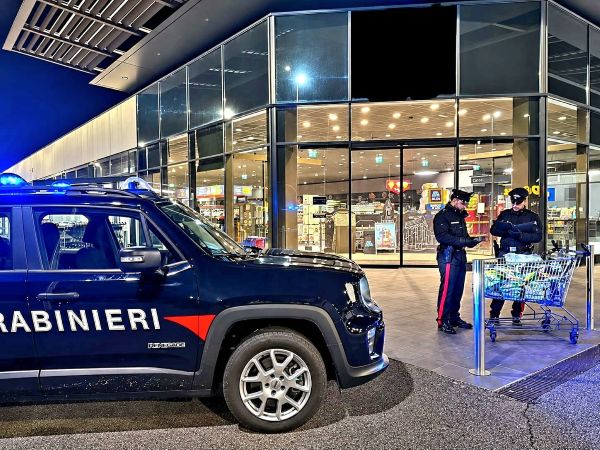 CRONACA - Furti in Valle Camonica, i carabinieri arrestano due ladri
