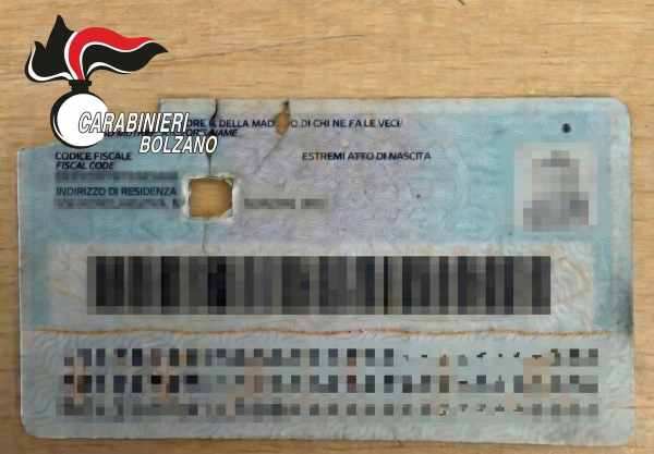 CRONACA - Bassa atesina: carte d'identità elettroniche senza micro-chip
