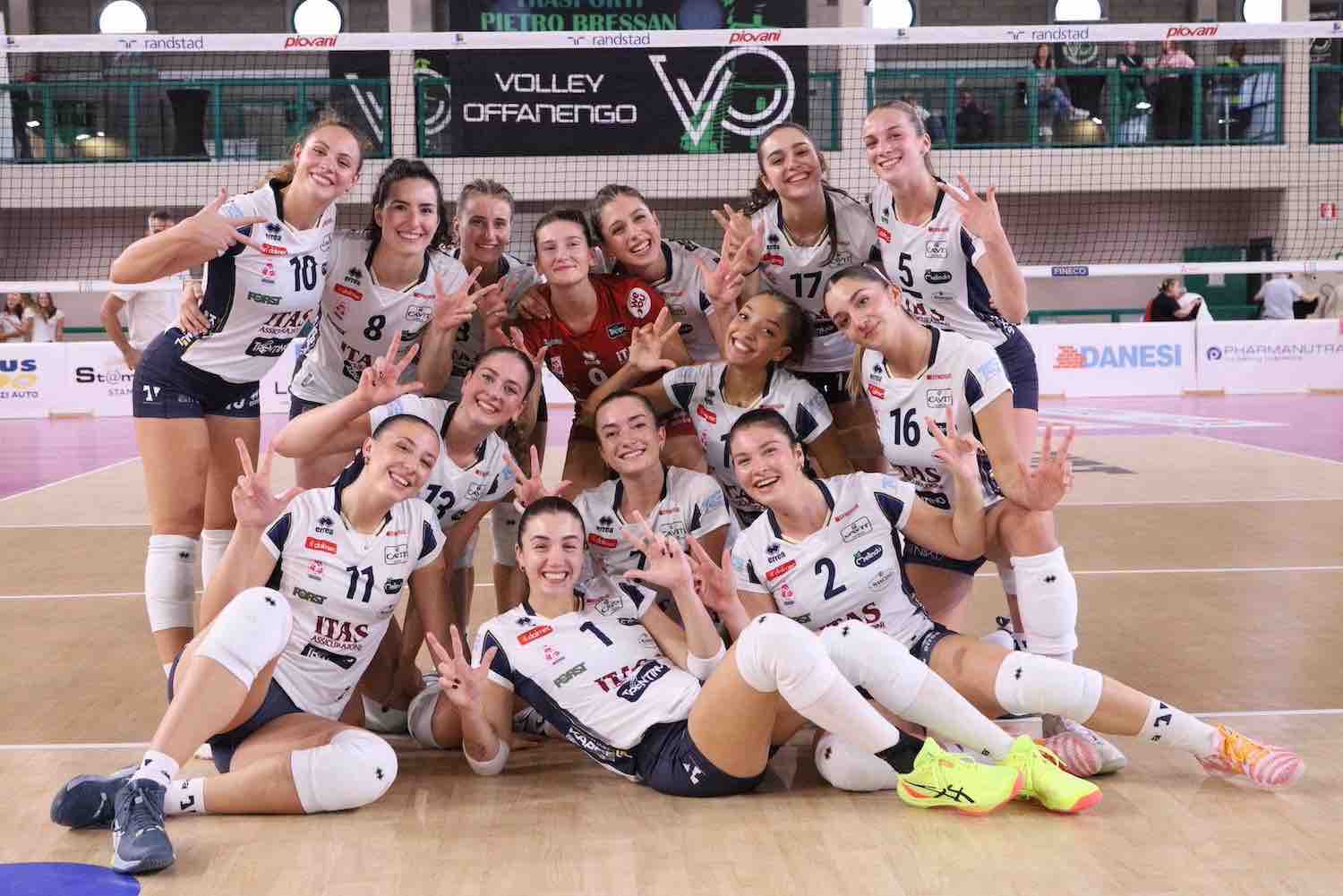 SPORT - Volley, Serie A2 femminile: Trento impeccabile, 3-0 sul campo di Offanengo