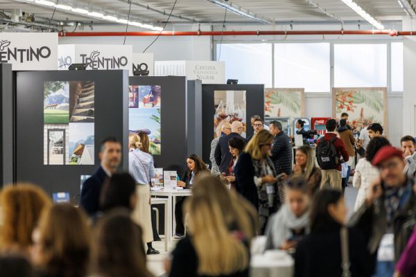 EVENTO - Riva del Garda:100 espositori italiani e internazionali a Fine Wine Tourism Marketplace