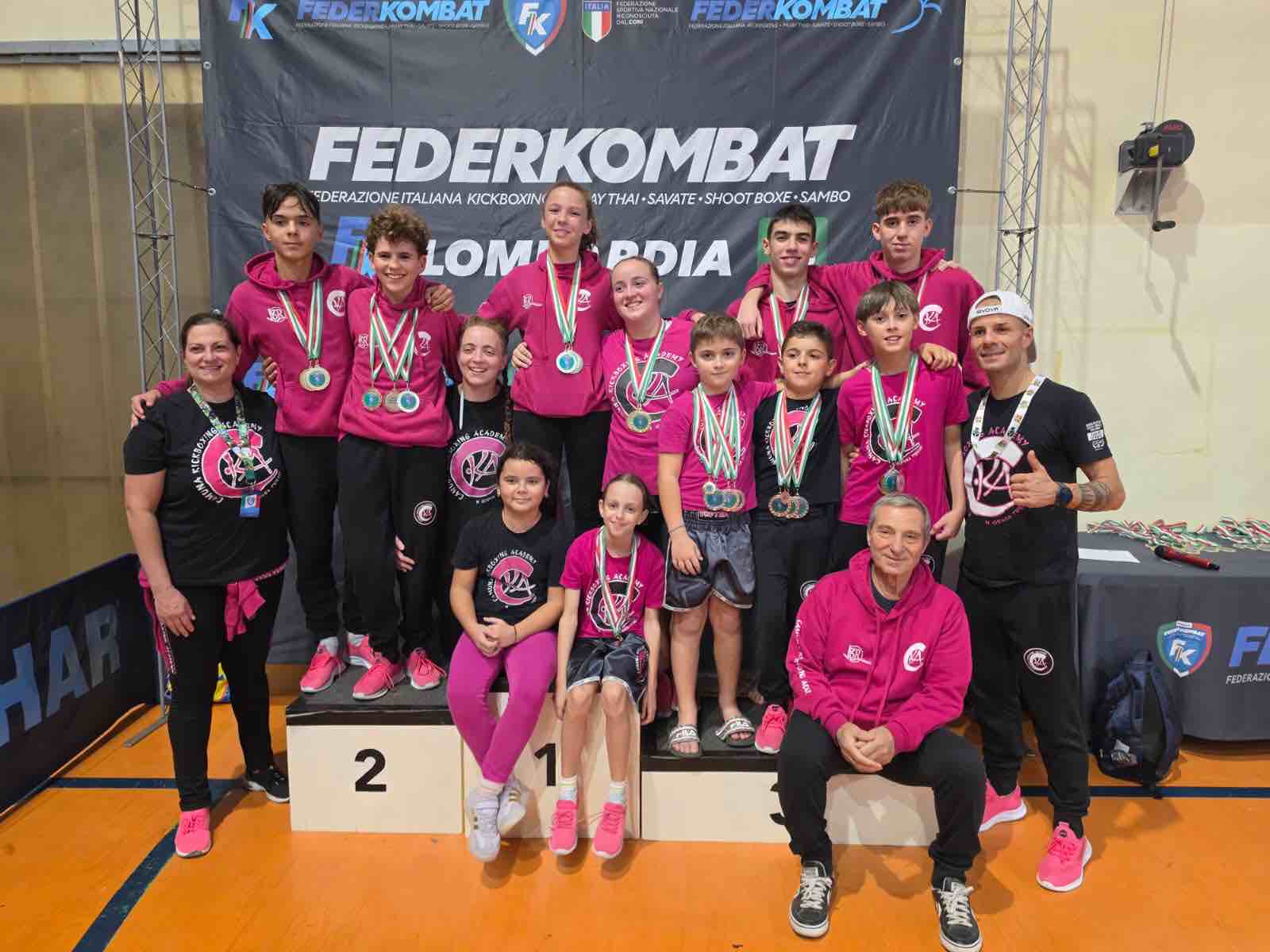 ALTRI SPORT - Medaglie per i giovani della Camuna Kickboxing Academy tra Kids Multiprova e Fight