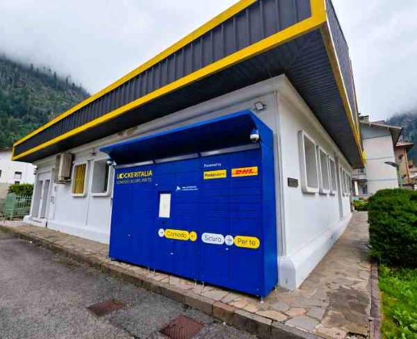 ATTUALITÀ - Poste Italiane, attivato un nuovo locker all'esterno dell'ufficio di Predazzo