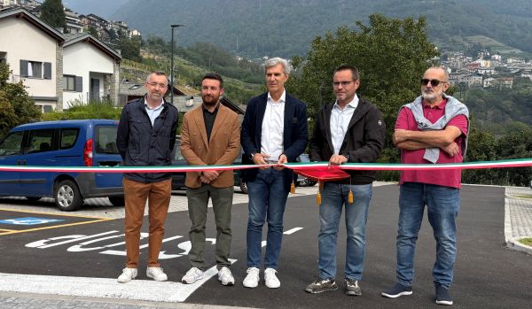 EVENTO - Sondrio: inaugurati a Mossini il parcheggio e le fermate del bus