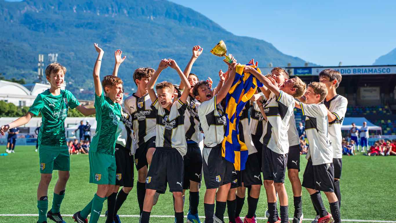 SPORT - Calcio, il Parma vince la terza edizione della Golden Eagle Cup a Trento
