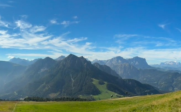 ALTO ADIGE - Via il nome ladino "Plan de Corones" dal logo di "Kronplatz Dolomites"