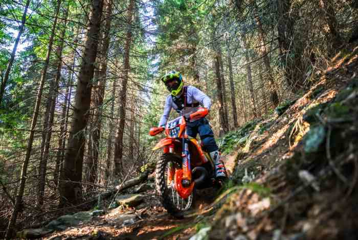 SPORT -  Enduro: successi e podi dei piloti del Moto Club Sebino