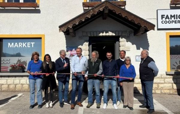 ATTUALITÀ - Lavarone: a Bertoldi un negozio completamente rinnovato