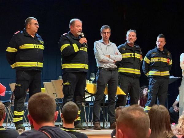 EVENTO - Vermiglio e la Val di Sole hanno ringraziato i vigili del fuoco 