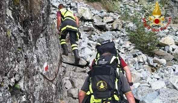 VALLE CAMONICA -  Recuperati due escursionisti bloccati sul sentiero del lago d’Aviolo